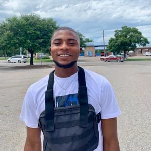 Meet your Posher, Emmanuel